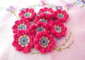 Little crochet flowers