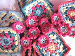 Floral squares and little flowers