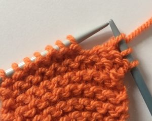 Knit stitch step 1