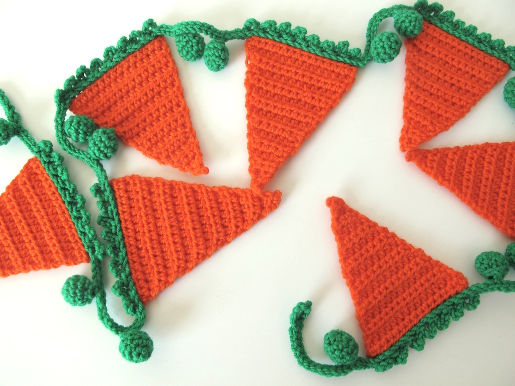 Crocheted Carrots and peas bunting